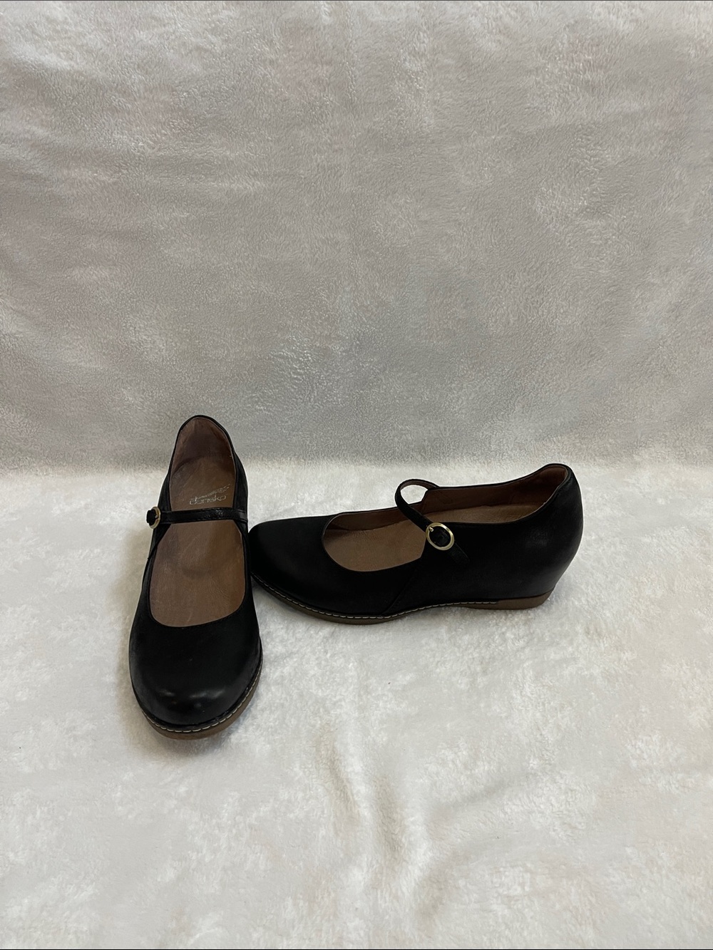 Dansko Loralie Burnished Nubuck Women’s Black Mary Jane Shoes
